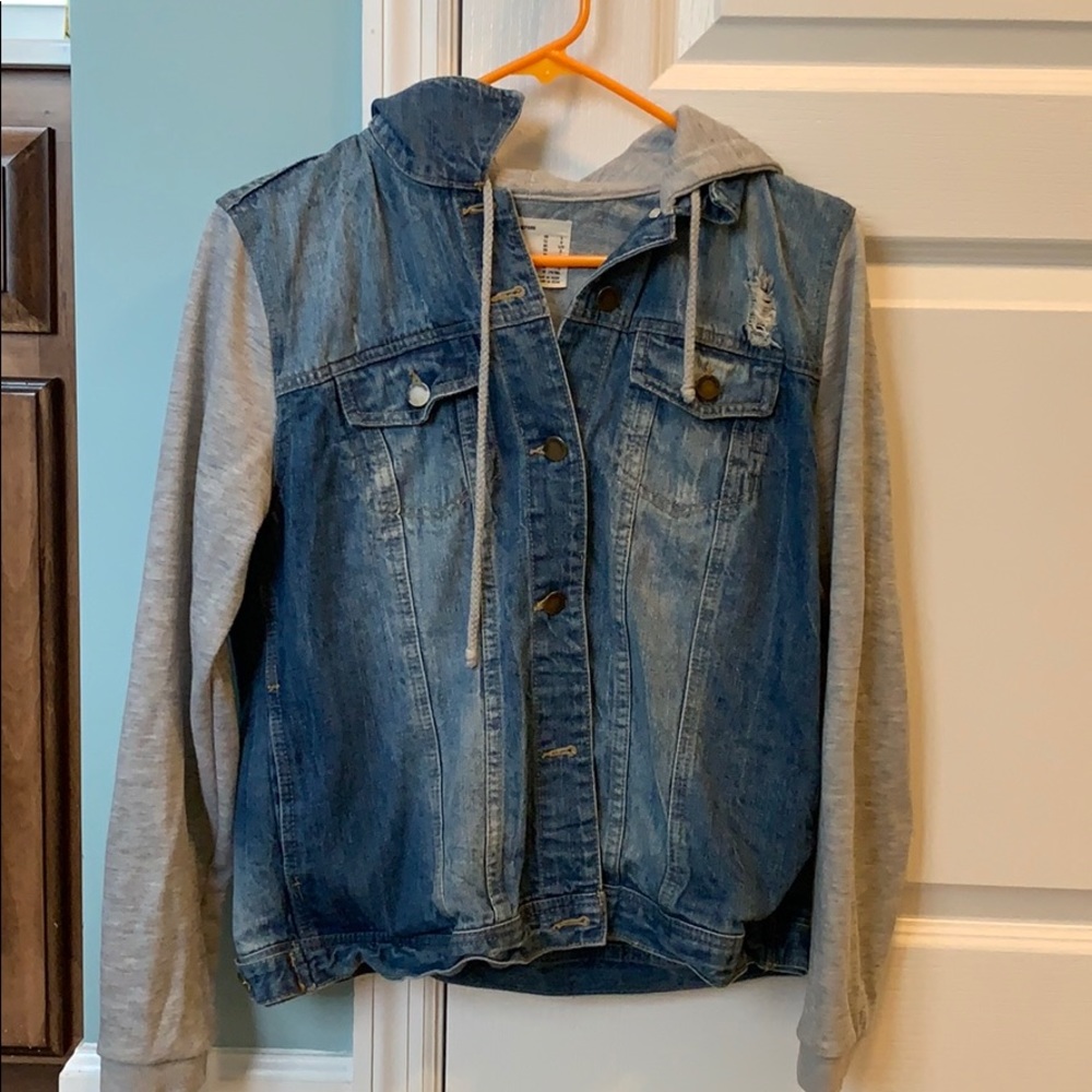 Cute Denim and a Gray jacket